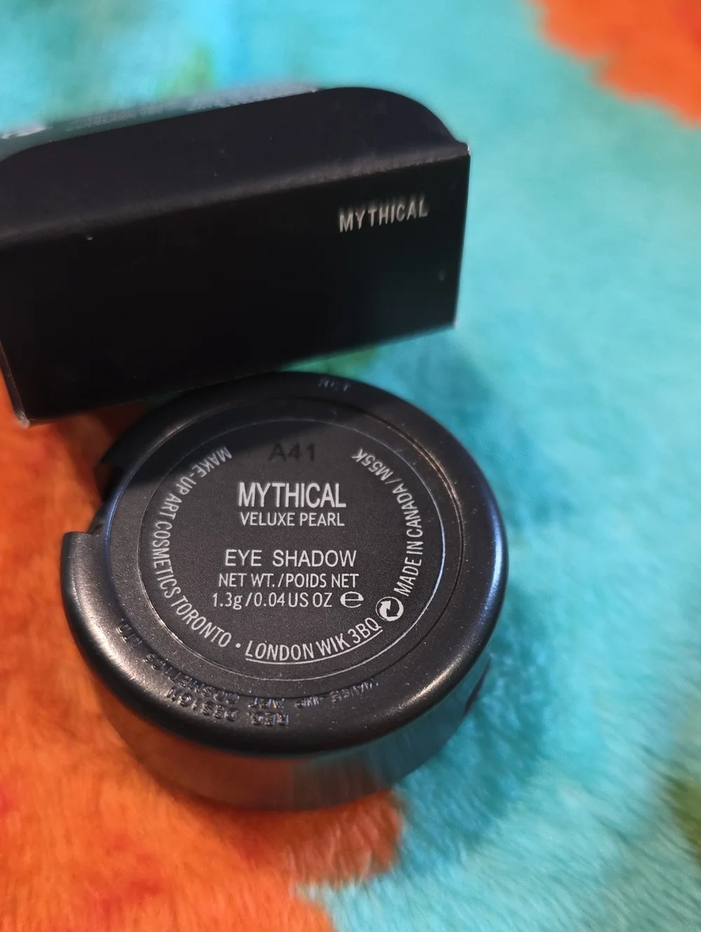 Mac Mythical Veluxe Pearl Eyeshadow